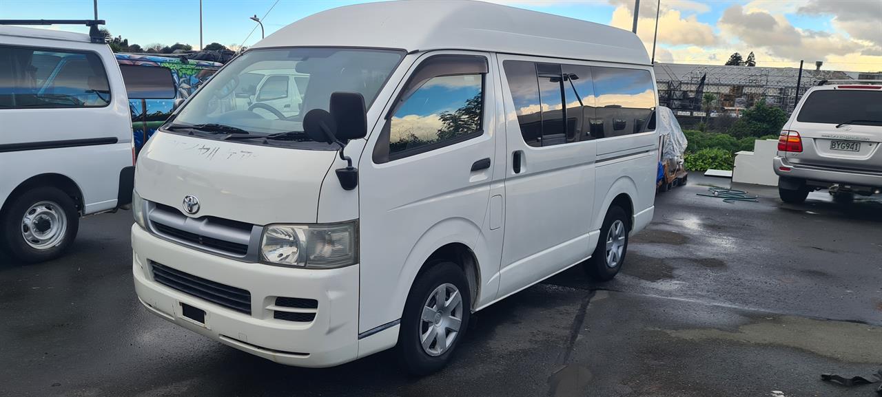 2005 Toyota Hiace Van